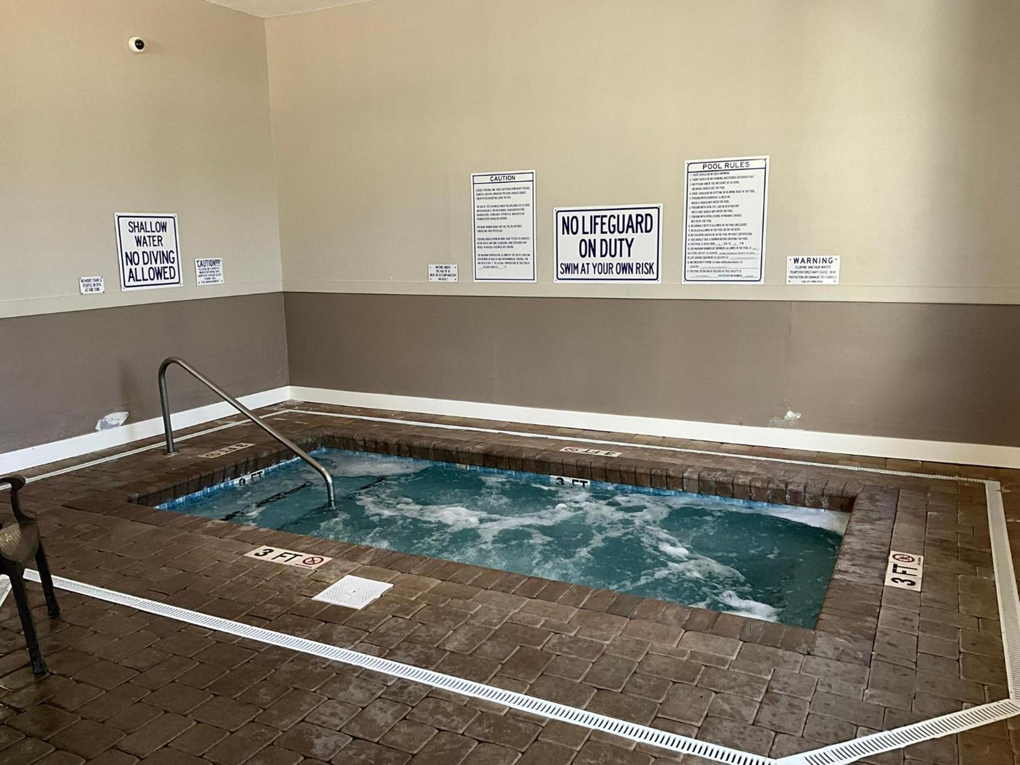 5905 S Kings Hwy, 4203 - Ocean Walk Sleeps 4 Villa Myrtle Beach Bagian luar foto