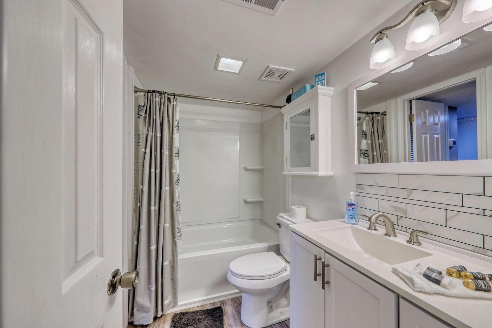 5905 S Kings Hwy, 4203 - Ocean Walk Sleeps 4 Villa Myrtle Beach Bagian luar foto