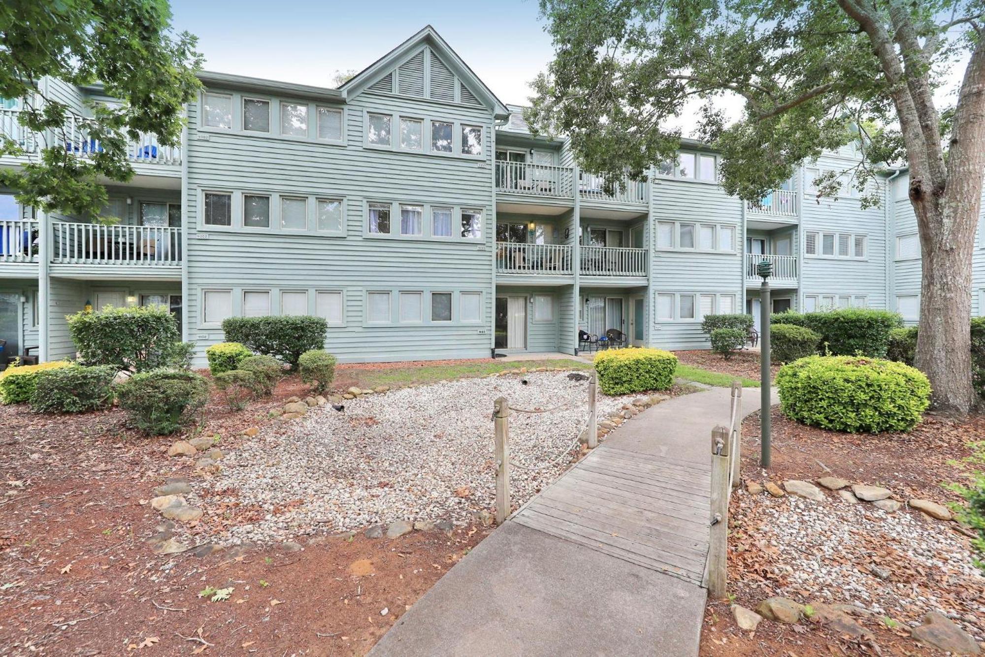 5905 S Kings Hwy, 4203 - Ocean Walk Sleeps 4 Villa Myrtle Beach Bagian luar foto